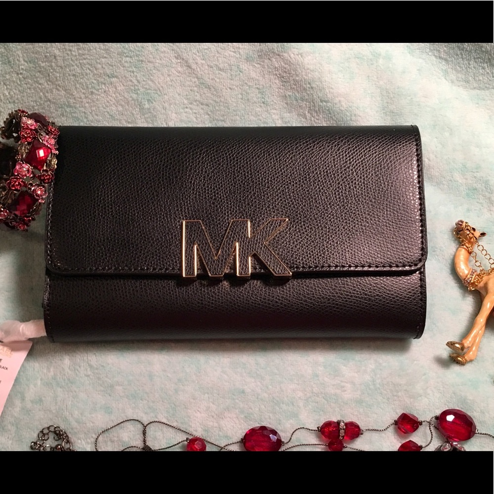 Michael Kors Florence Large Billfold Wallet NWT